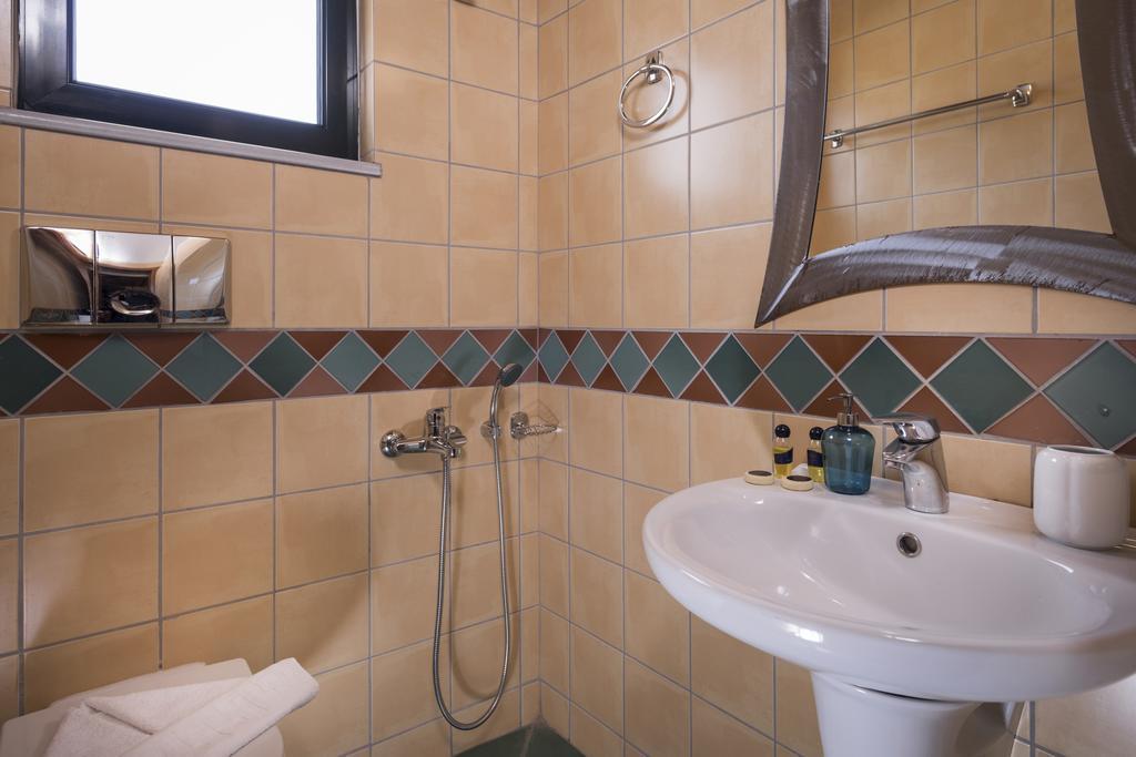 Athina Luxury Villas Xamoudhokhorion  Exteriör bild